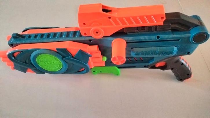 Nerf Elite 2.0 Flip 16, Kinderen en Baby's, Speelgoed | Buiten | Actiespeelgoed, Ophalen