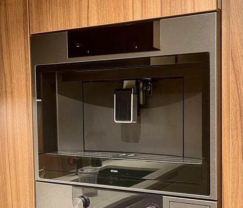 ATAG Inbouwkoffiemachine 45CM - CM4612D, Elektronische apparatuur, Koffiezetapparaten, Gebruikt, Gemalen koffie, Koffiebonen, Koffiemachine