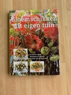 Bloemschikken uit eigen tuin, Boeken, Hobby en Vrije tijd, Ophalen of Verzenden
