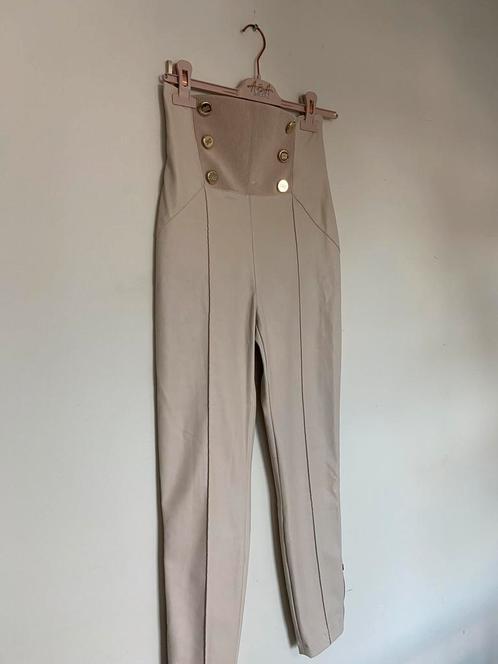 Crème/lichtbeige broek Elisabetta Franchi IT 42, Vêtements | Femmes, Culottes & Pantalons, Taille 42/44 (L), Beige, Enlèvement ou Envoi