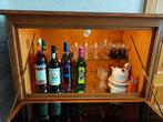 Elegante houten barkast met verlichting, Antiek en Kunst, Ophalen