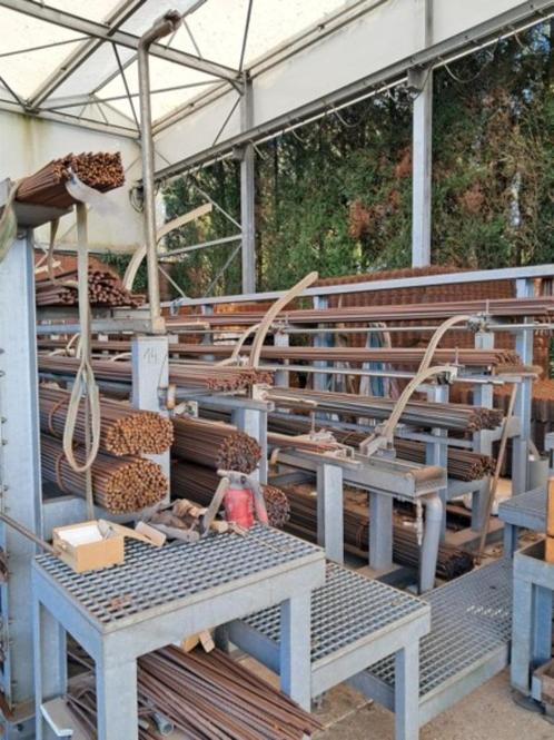 Laadbrug, overkapping en knipstraat te koop, Zakelijke goederen, Machines en Bouw | Metaalbewerking, Ophalen of Verzenden