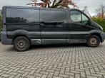 Opel vivaro.  2.5 DCI Automaat.    Motor defect, Auto's, Bestelwagens en Lichte vracht, Stof, 4 cilinders, Airconditioning, Zwart