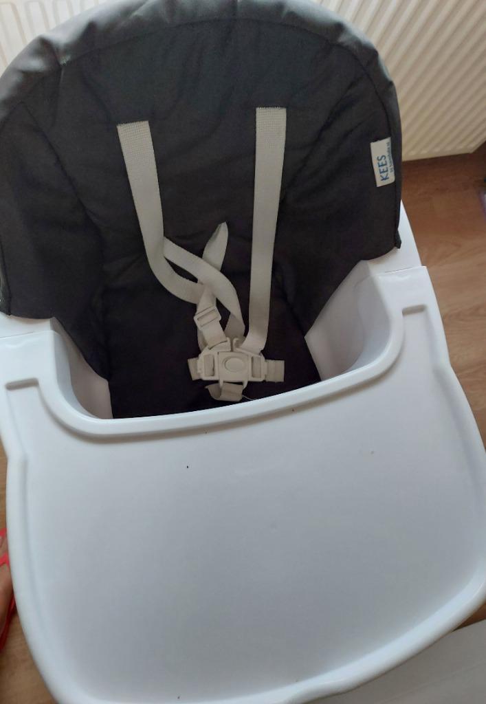 Kinder eetstoel, Enfants & Bébés, Chaises pour enfants, Utilisé, Plateau amovible, Ceinture(s), Enlèvement