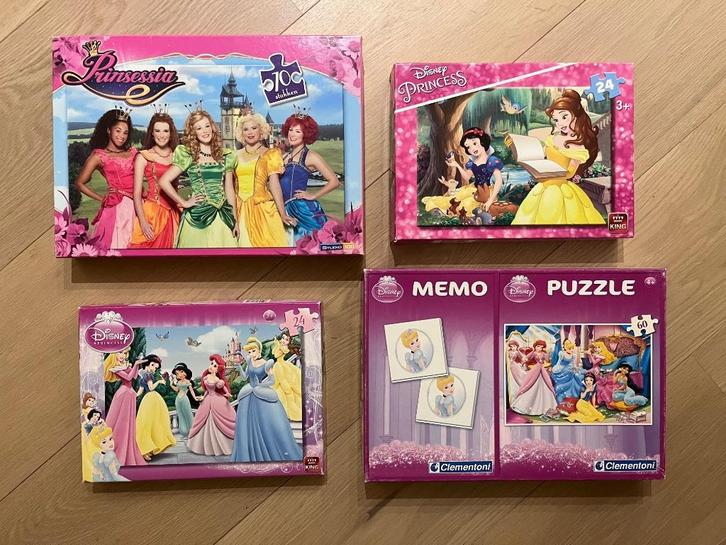 Puzzels prinsessen 24, 60, 70 stuks (Disney, Prinsessia), Kinderen en Baby's, Speelgoed | Kinderpuzzels, Zo goed als nieuw, Meer dan 50 stukjes