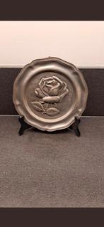 Assiette en fer blanc « De Roos »., Enlèvement ou Envoi