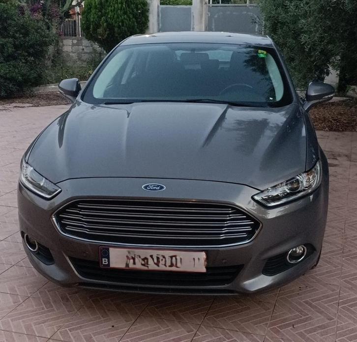 ford mondeo 1.0  125 cv, Auto's, Ford, Particulier, Mondeo, Benzine, Euro 6, Stadsauto, 5 deurs, Handgeschakeld, Ophalen
