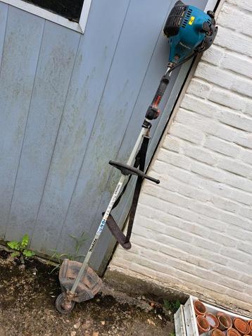 makita eml2600L beschikbaar voor biedingen