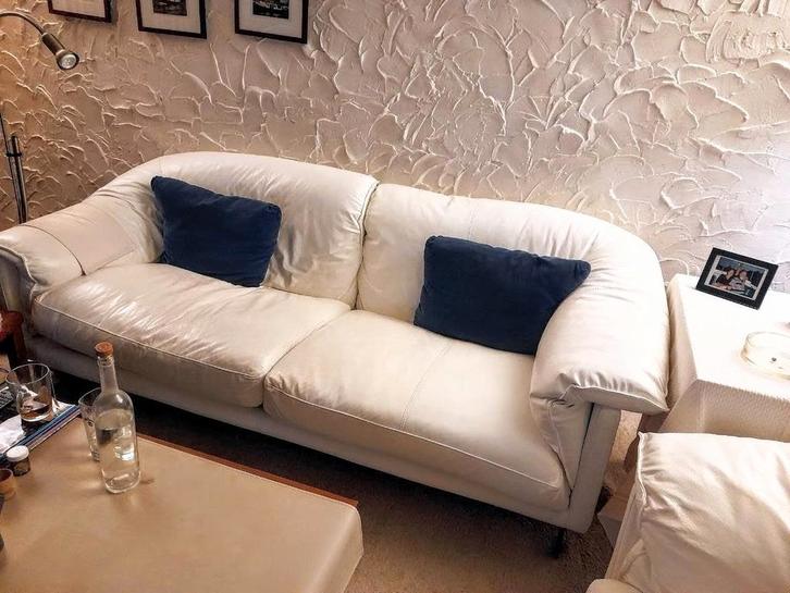 Canapé + fauteuil en cuir blanc – parfait état, Maison & Meubles, Canapés | Repose-pieds & Poufs, Neuf, Cuir, Enlèvement