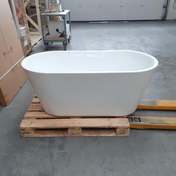 UITVERKOOP! Wit ligbad, Sanitair, Badkuip, 150cm, Nr236 beschikbaar voor biedingen