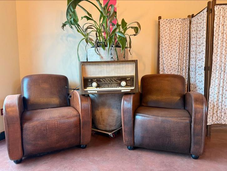 Prachtige runds lederen fauteuils +Gratis Paravin, Huis en Inrichting, Fauteuils, Zo goed als nieuw, Ophalen