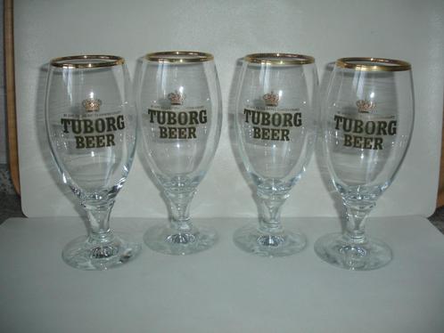 Bierglazen Tuborg op voet, gouden boord, Verzamelen, Biermerken, Zo goed als nieuw, Glas of Glazen, Overige merken, Ophalen of Verzenden