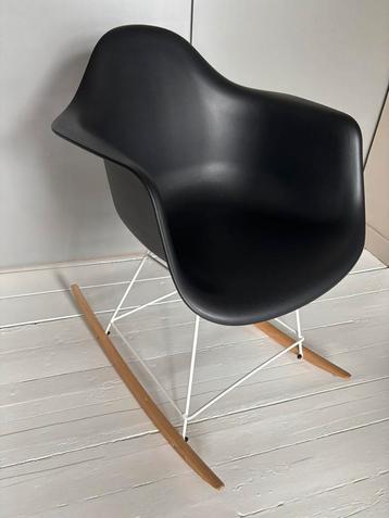 Chaise à bascule, Enlèvement, Comme neuf, Noir, Une