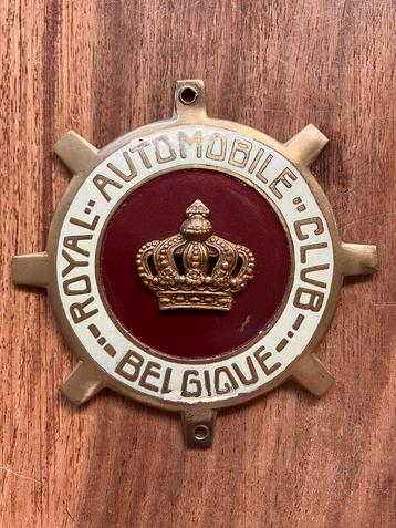 Embleem Royal Automobile Club de Belgique  disponible aux enchères