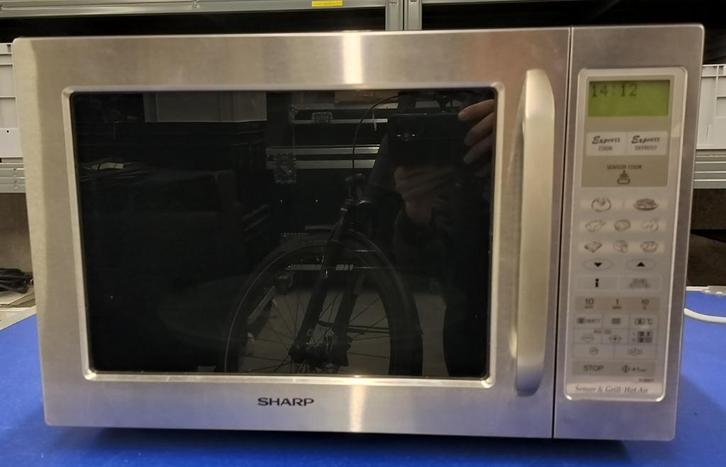 RVS Sharp R-96ST: combioven (microgolf functie defect), Elektronische apparatuur, Ovens, Gebruikt, Vrijstaand, Oven met grill