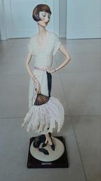 Giuseppe Armani beeld – elegante dame met waaier (1987, gesi, Enlèvement