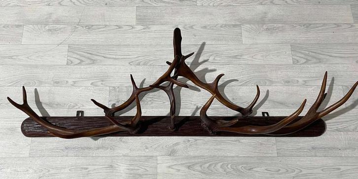 Oude houten GEWEI KAPSTOK - 132 cm breed, Huis en Inrichting, Woonaccessoires | Kapstokken, Gebruikt, Wandkapstok, Minder dan 100 cm