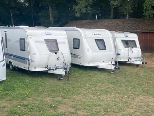 Caravan Hobby 495, Mover, lengte bed, rondzit, Caravans en Kamperen, Caravans, Bedrijf, tot en met 4, Rondzit, Hobby, Vast bed