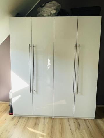 Pax kleerkasten (2x2 deuren) beschikbaar voor biedingen