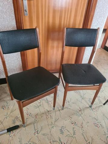2 vintage Deense stijl teak stoelen, Huis en Inrichting, Ophalen of Verzenden, Gebruikt