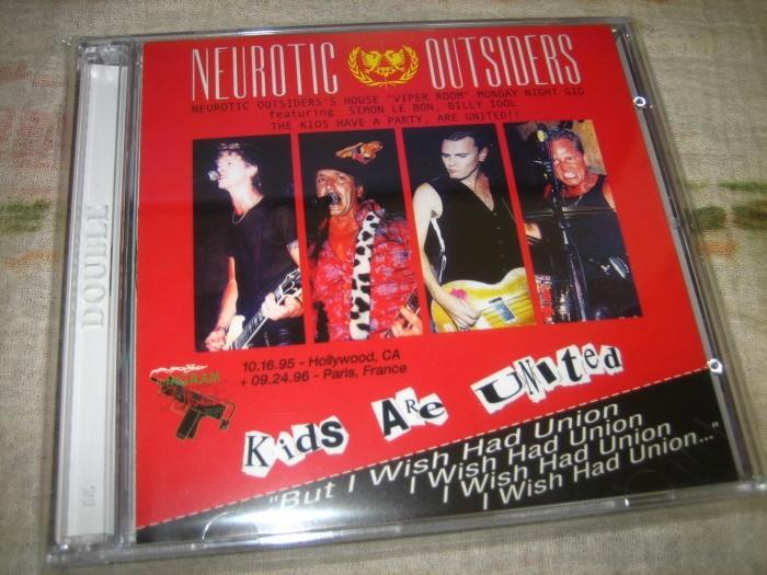 2 CD's - NEUROTIC OUTSIDERS - Live 1995, Cd's en Dvd's, Cd's | Hardrock en Metal, Nieuw in verpakking, Verzenden