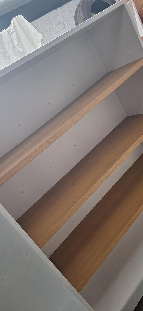 Winkelmeubilair is grofweg opnieuw wit geverfd, Kinderen en Baby's, Kinderkamer | Stapelbedden en Hoogslapers, Gebruikt
