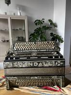 Accordeon Scandalli, Muziek en Instrumenten, Ophalen, Scandalli, Zo goed als nieuw, Knopaccordeon