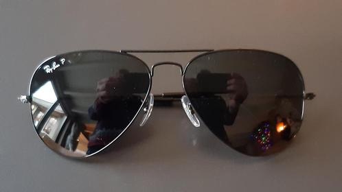 Het unisexmodel van Ray-Ban kent geen onderscheid tussen man, Handtassen en Accessoires, Zonnebrillen en Brillen | Heren, Zo goed als nieuw