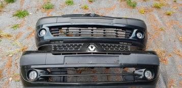 RENAULT CLIO VOORBUMPERS BJ 2001 2006 beschikbaar voor biedingen