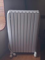 Delonghi olie radiator kleur ivoor wit, Ophalen, Overige soorten, Elektrisch, Zo goed als nieuw