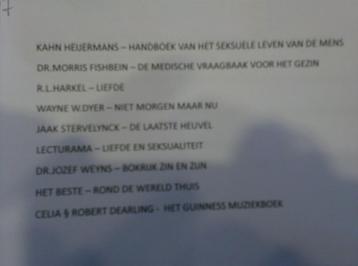 BOEKEN 17 beschikbaar voor biedingen