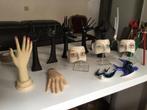 Main porte bagues,masque,assiette de Mons Doudou,dragon etc…, Ophalen of Verzenden