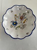 Keramiek schaal met bloemenmotief, Ophalen of Verzenden