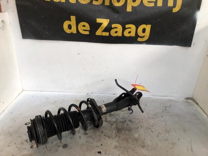 Schokdemperpoot rechts-voor van een Honda Civic, Auto-onderdelen, Ophanging en Onderstel, Honda, Gebruikt, 3 maanden garantie