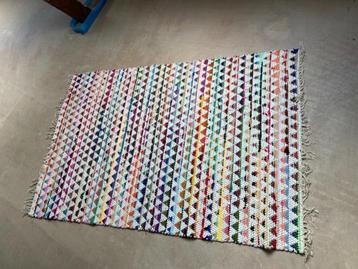 Tapijt van katoen 125cm x 190cm beschikbaar voor biedingen