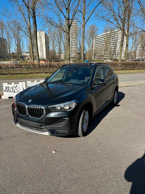 BMW X1 sdrive auto uit 2020., Auto's, BMW, Bedrijf, X1, Navigatiesysteem, Automaat, Onderhoudsboekje, Ophalen