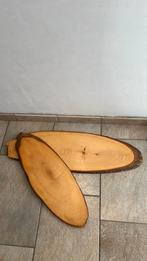 2 houten kaas-/serveerplanken, Huis en Inrichting, Ophalen of Verzenden, Zo goed als nieuw, Ovaal, Hout