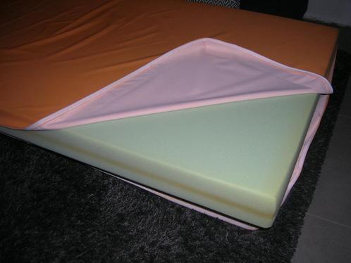 Matras 1-persoons, Huis en Inrichting, Slaapkamer | Matrassen en Bedbodems, Matras, 90 cm, Ophalen