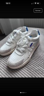 Baskets Palm Angels, Ophalen