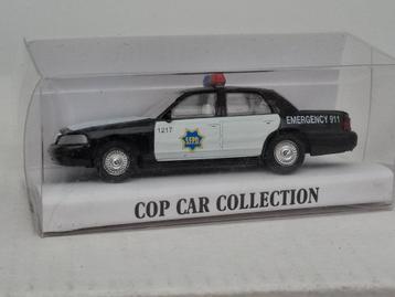 Ford Crown Victoria politie - 1/87 beschikbaar voor biedingen