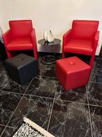 2 rollende stoelen + 2 poefs, Ophalen, Leer, Zo goed als nieuw, Vier