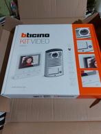 Piticino deurbel, Ophalen