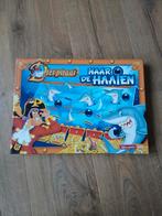 Gezelschapspel naar de haaien,  Piet Piraat, Hobby en Vrije tijd, Gezelschapsspellen | Kaartspellen, Ophalen, Gebruikt