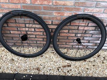 Giant slr 040 wielset cadex beschikbaar voor biedingen