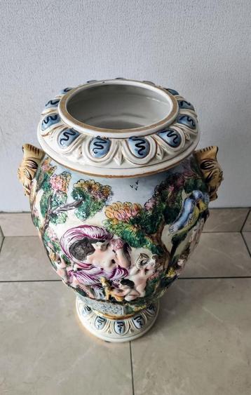 Vaas uit keramiek – 60 cm hoog, 35 cm breed – Perfecte staat beschikbaar voor biedingen