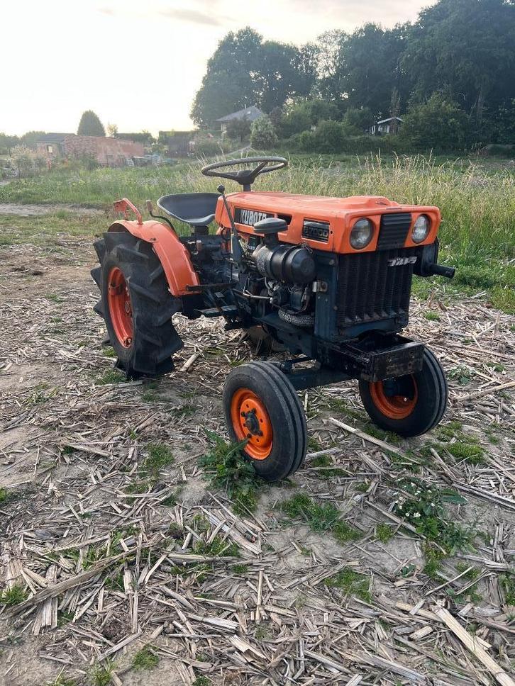 **prachtige compacte handige kubota b7000 17pk minitractor**, Tuin en Terras, Zitmaaiers, Elektrische starter, Versnellingen, Ophalen