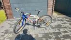 Jongensfiets mountainbike, Fietsen en Brommers, 26 inch of meer, Ophalen of Verzenden, Zo goed als nieuw, Handrem