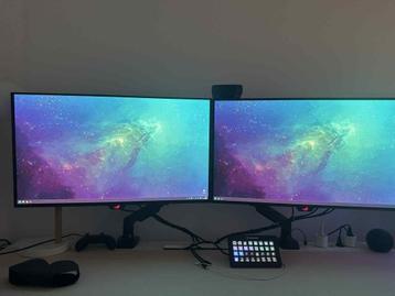 ASUS ROG Swift OLED PG32UCDM beschikbaar voor biedingen