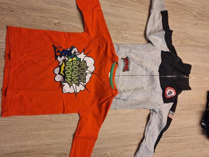 Vest en longsleeve maat 92, Kinderen en Baby's, Kinderkleding | Maat 92, Zo goed als nieuw, Jongen, Trui of Vest, Ophalen of Verzenden