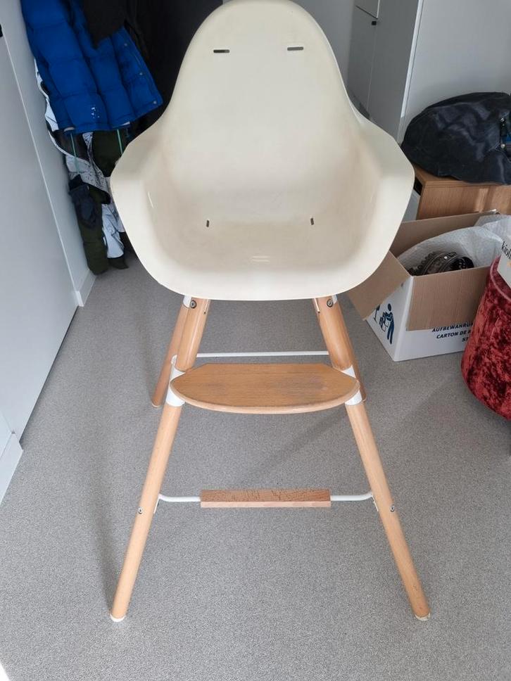 Eetstoel Evolu2 van Childwood (3 hoogtes instelbaar), Kinderen en Baby's, Kinderstoelen, Gebruikt, Meegroeistoel, Aanschuifbaar